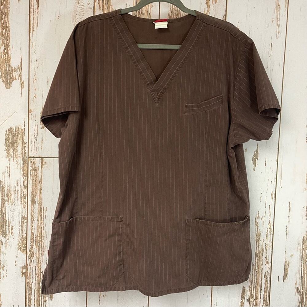 Dickies, Pinstripe Scrub Top. Similar to a size XL. Good used condition!